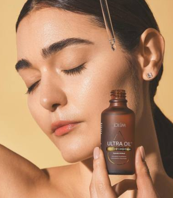ULTRA OIL™ – Mélange d’huiles végétales à l’action antioxydante et illuminatrice - 50 ml